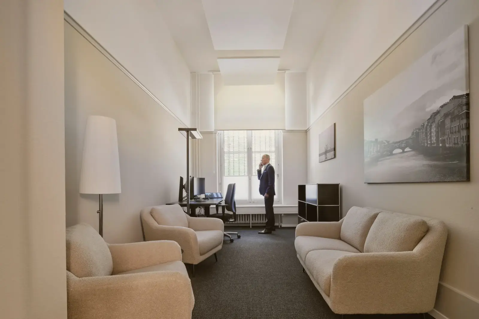 Beratungsraum im Büro von Kallang in Zürich